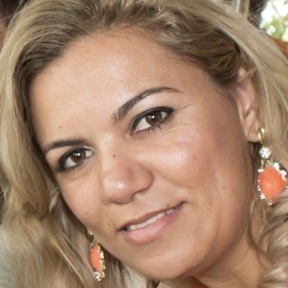 Núbia Moreira Sant’ana
