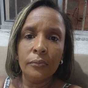 Foto de perfil de Carla Aparecida do Nascimento