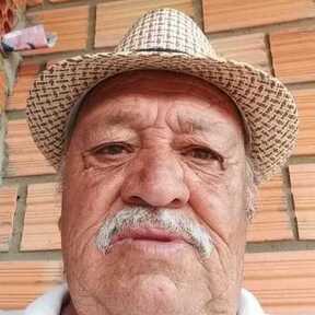 Foto 2 do memorial de Aristides Adão frutuoso dos Santos